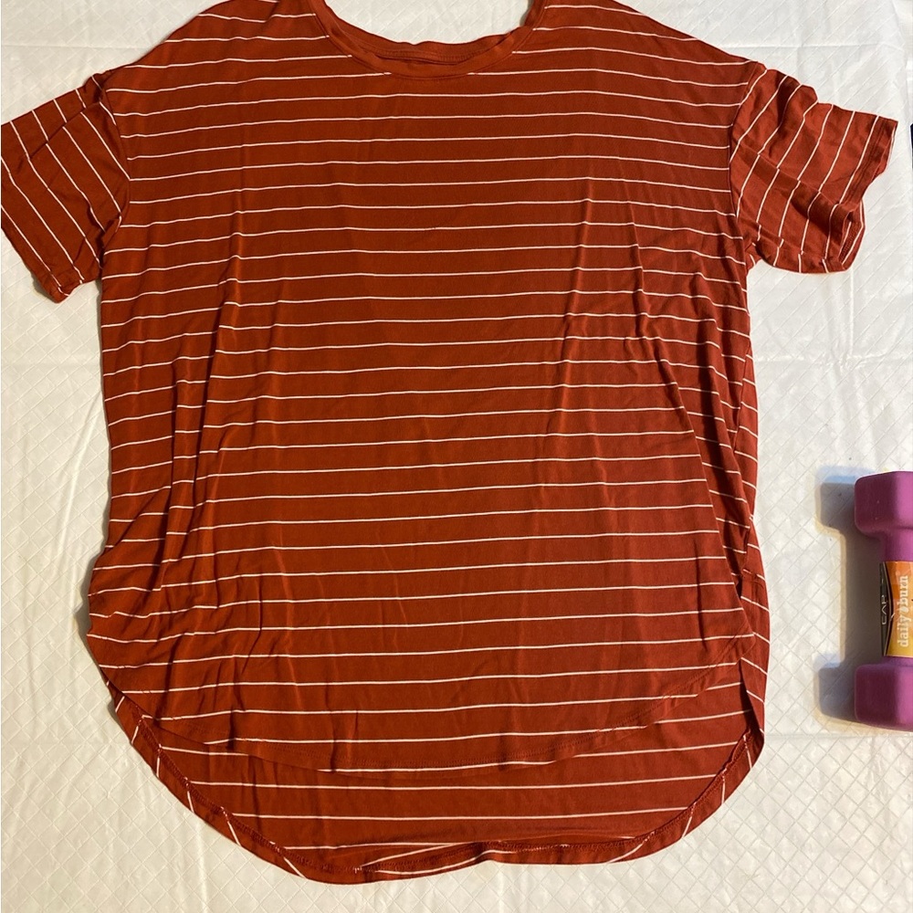Time and Tru high-low cream & dark orange striped short sleeve T-shirt large